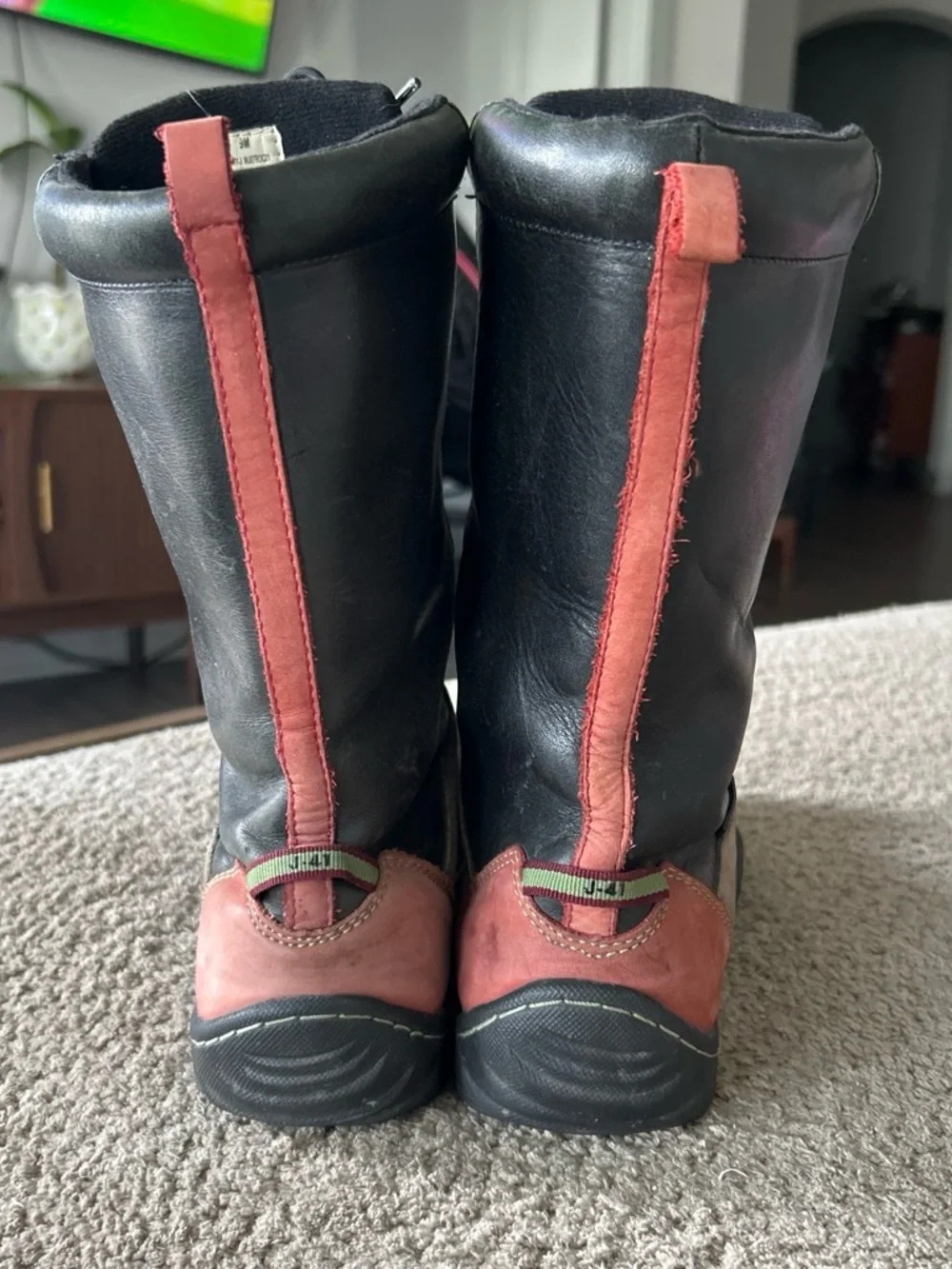 J-41 Red and Brown Women's Lace-Up Winter Boots